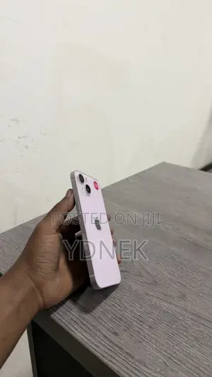 Apple iPhone 13 128 GB Pink
