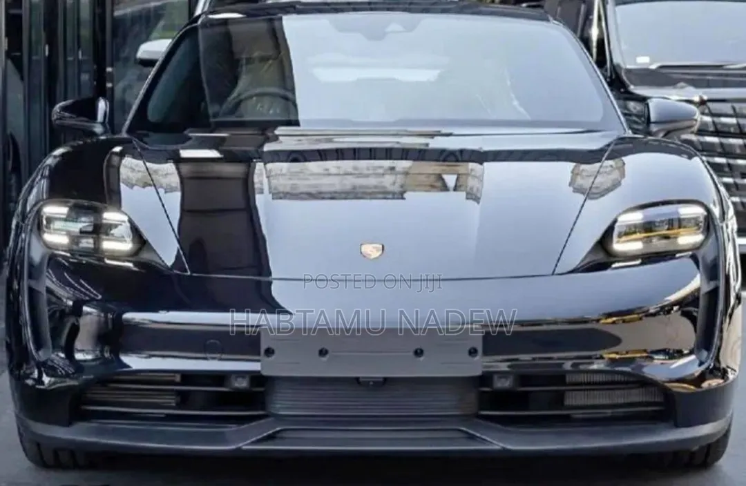 Porsche Taycan 2024 Black