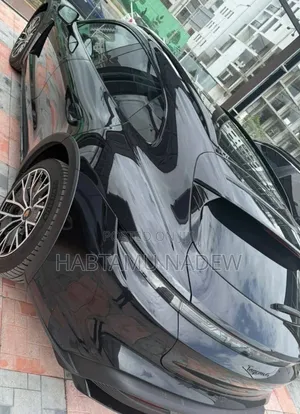 Porsche Taycan 2024 Black