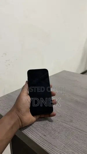 Apple iPhone 13 128 GB White