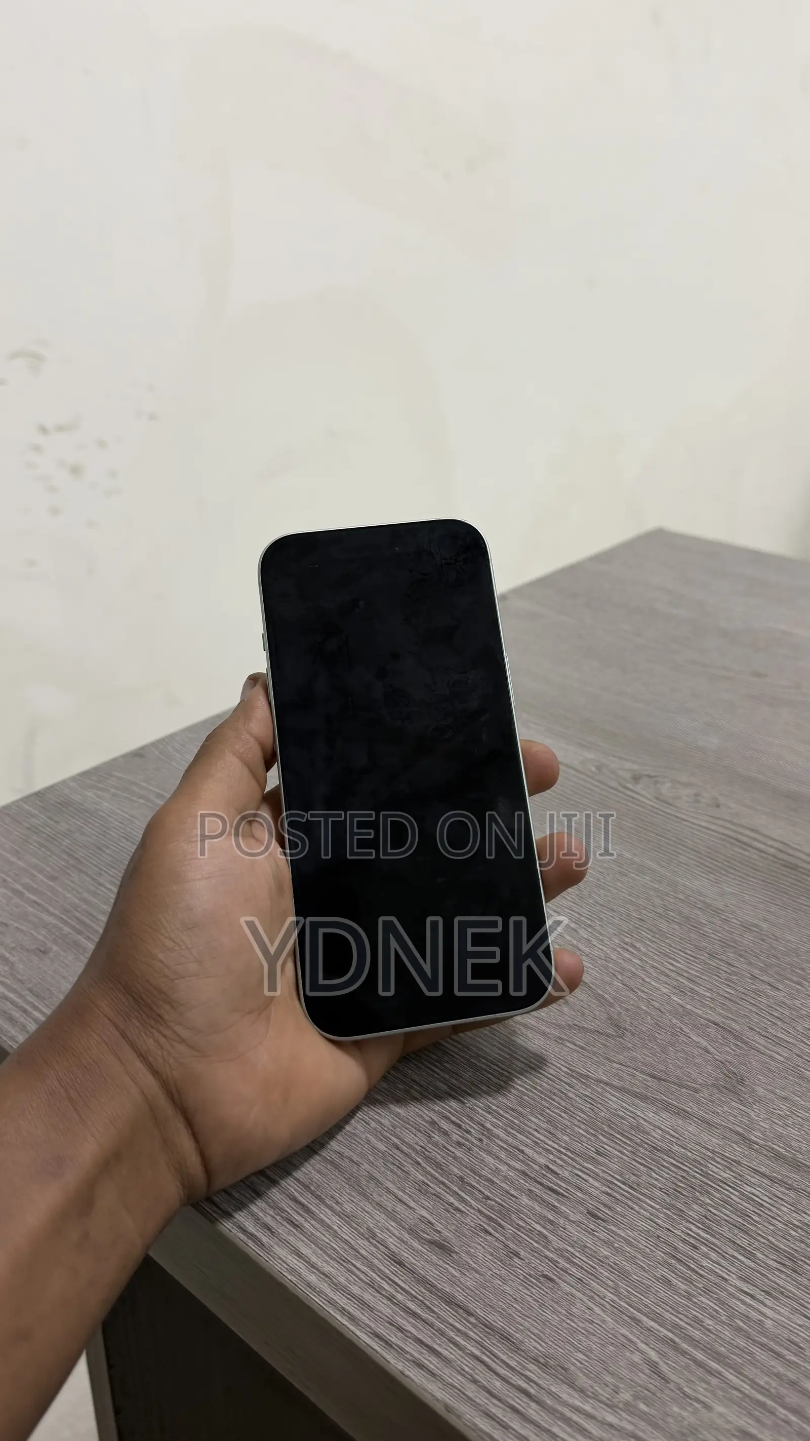 Apple iPhone 15 256 GB Green