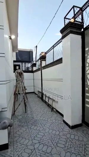 3bdrm House in Gelan Sidamowash 140, Akaky Kaliti for sale
