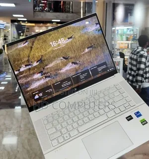 New Laptop HP Envy x360 16GB Intel Core i7 SSD 512GB