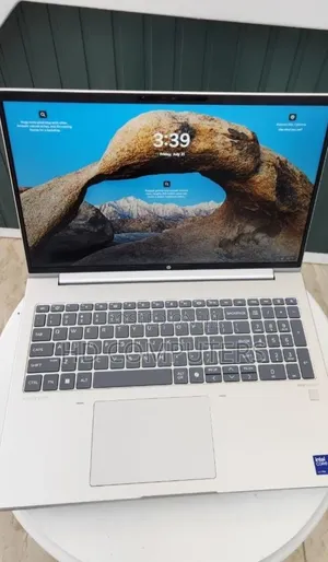 New Laptop HP 16GB Intel Core Ultra 7 SSD 512GB