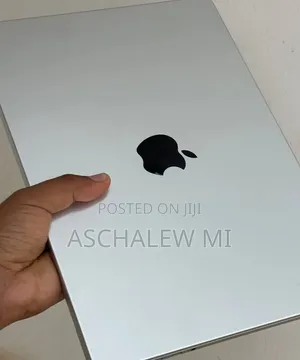 New Laptop Apple MacBook Pro 2024 M4 Pro 16GB Apple M4 Pro SSD 512GB