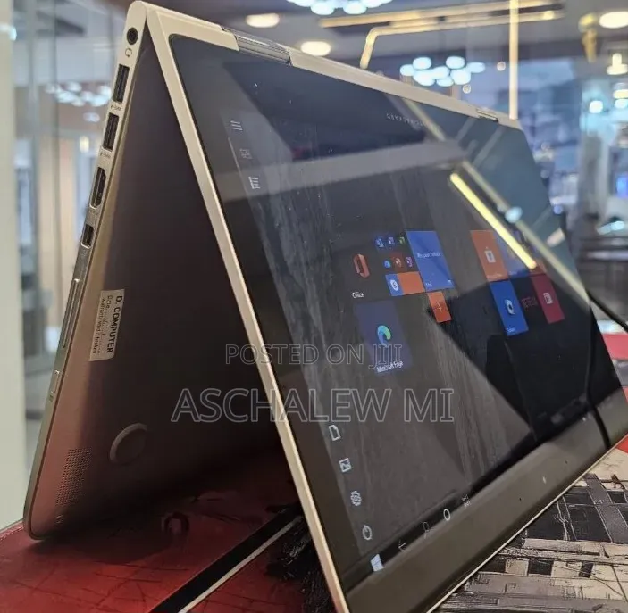 New Laptop HP Spectre 14 8GB Intel Core i5 SSD 256GB