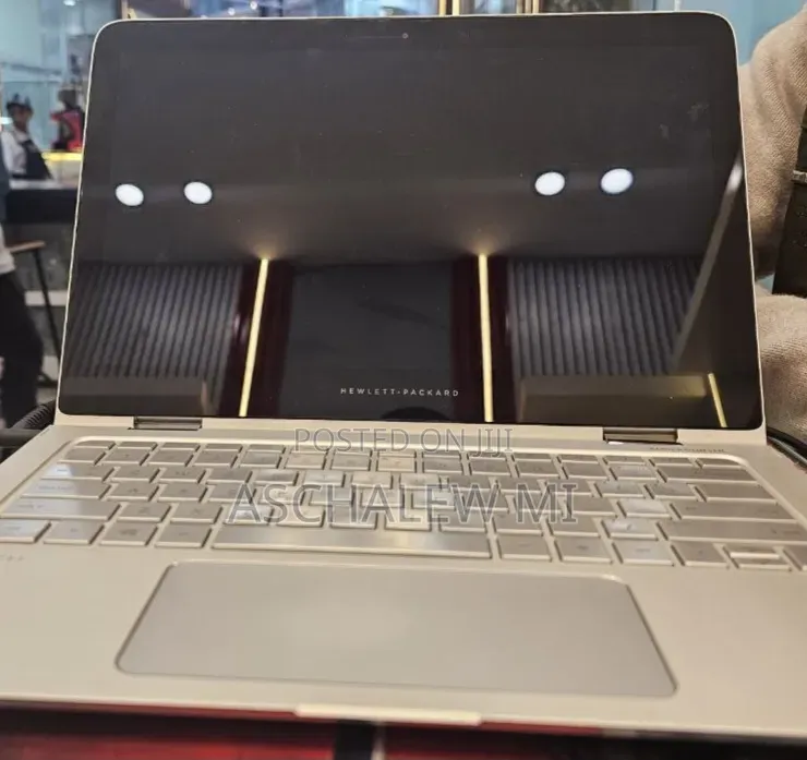 New Laptop HP Spectre 14 8GB Intel Core i5 SSD 256GB