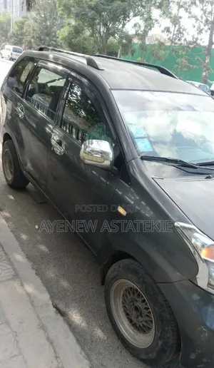 Toyota Avanza 2012 Black