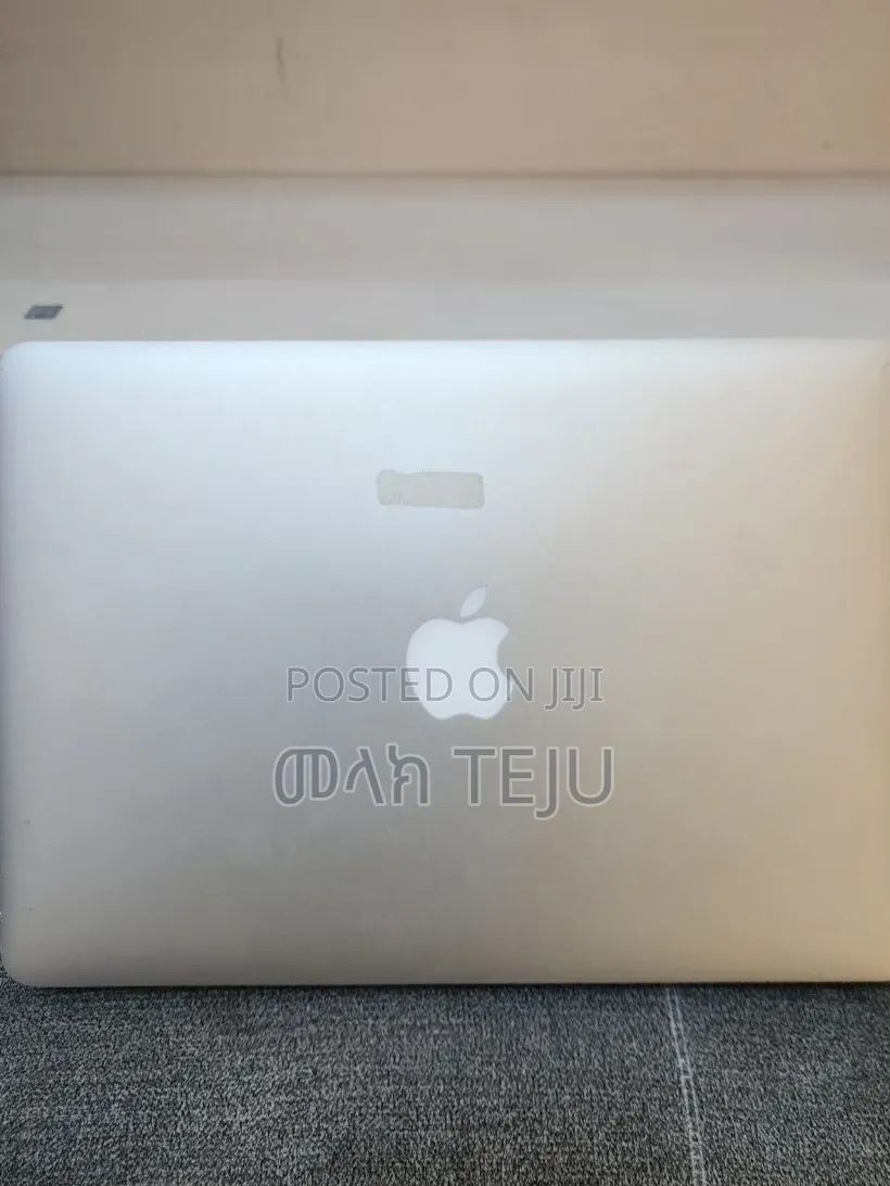 New Laptop Apple MacBook Air 2017 8GB Intel Core i5 SSD 256GB