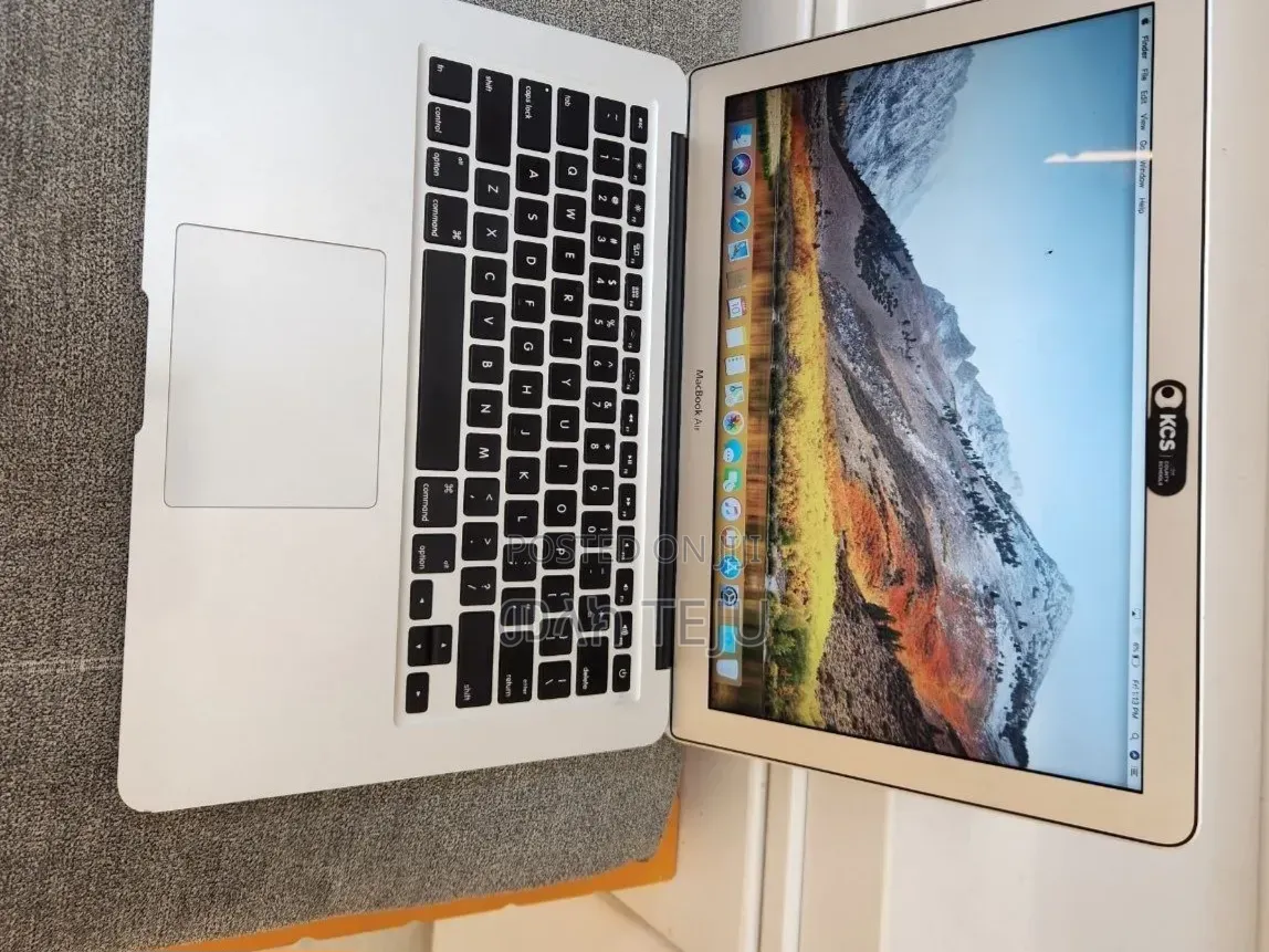New Laptop Apple MacBook Air 2017 8GB Intel Core i5 SSD 256GB