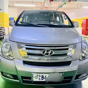 Hyundai Starex 2017 Silver