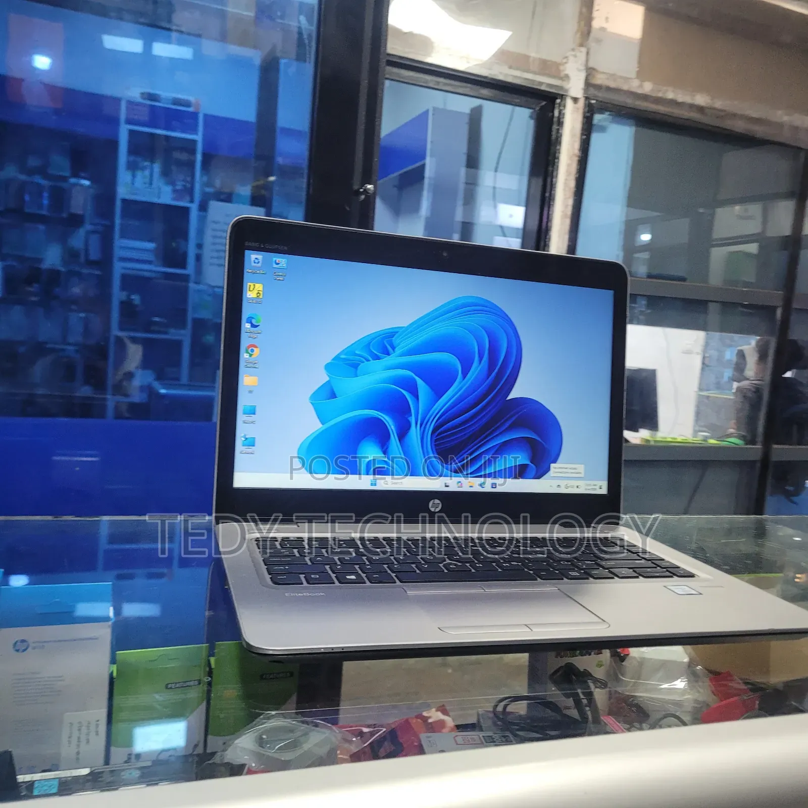New Laptop HP EliteBook 840 8GB Intel Core i5 SSD 512GB