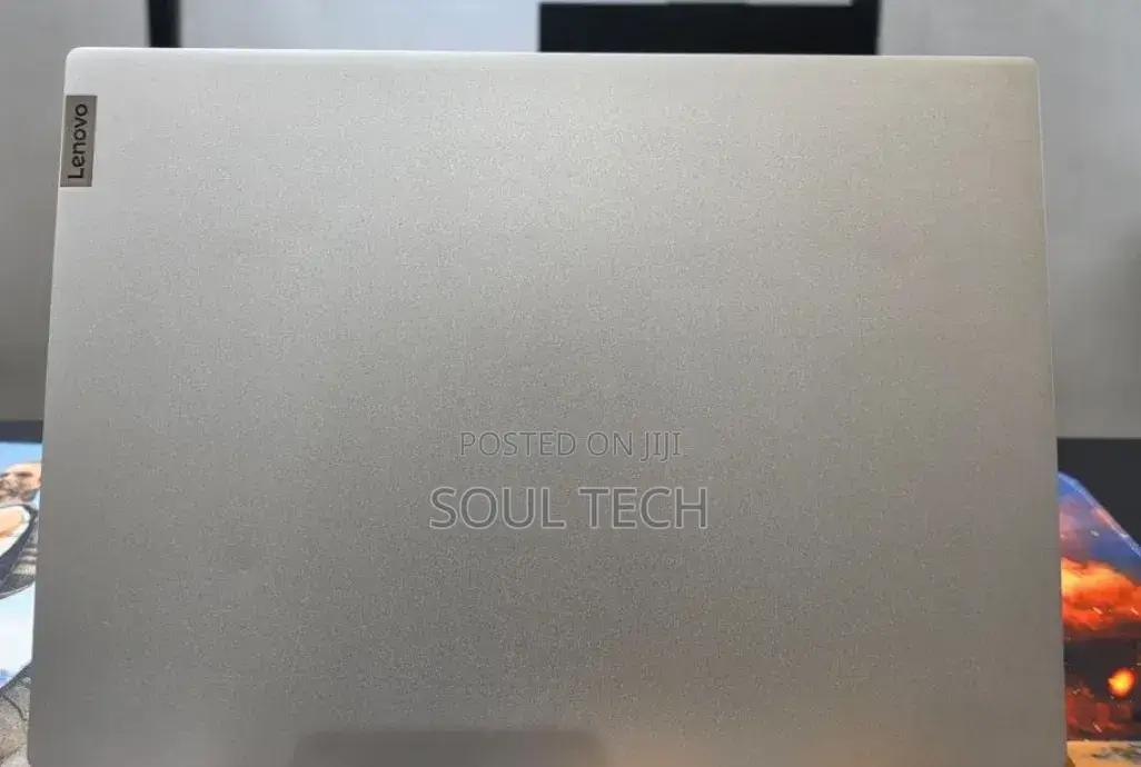 New Laptop Lenovo IdeaPad 720S 16GB AMD Ryzen 7 SSD 512GB