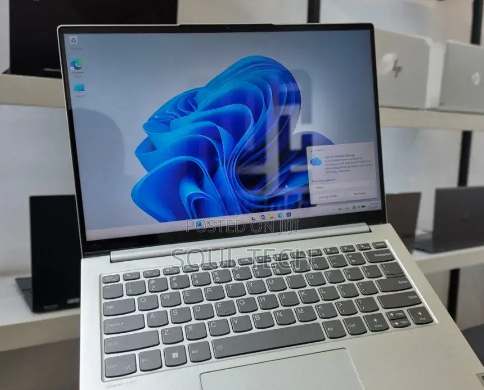 New Laptop Lenovo IdeaPad 720S 16GB AMD Ryzen 7 SSD 512GB