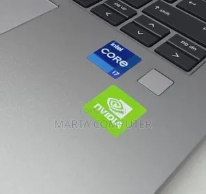 New Laptop HP ZBook Firefly G9 16GB Intel Core i7 SSD 512GB