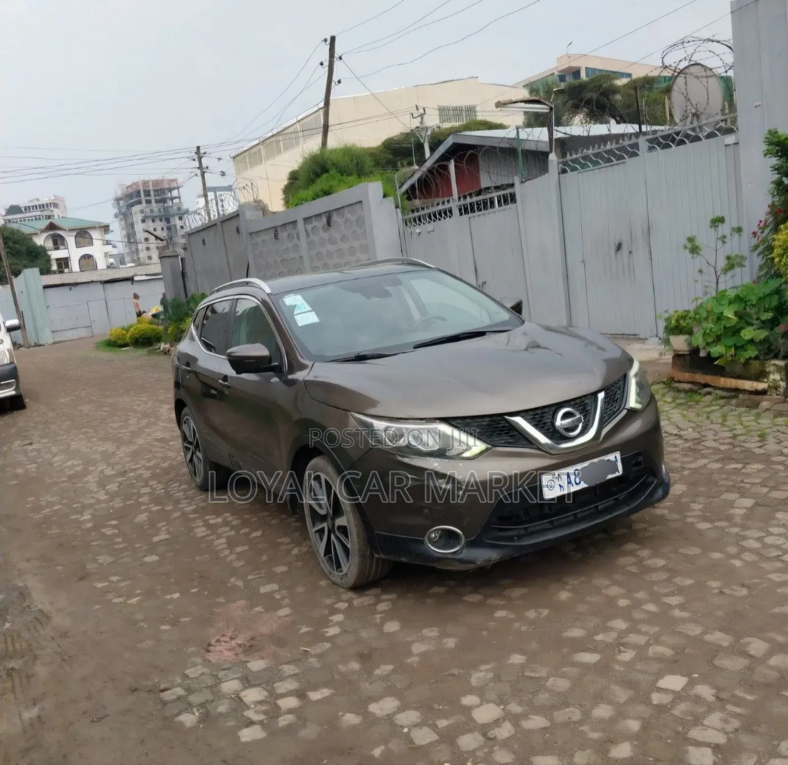 Nissan Qashqai 2017 Brown