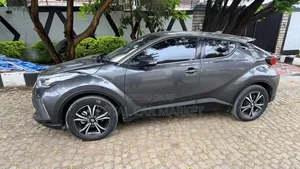 Toyota C-HR 2021 Gray