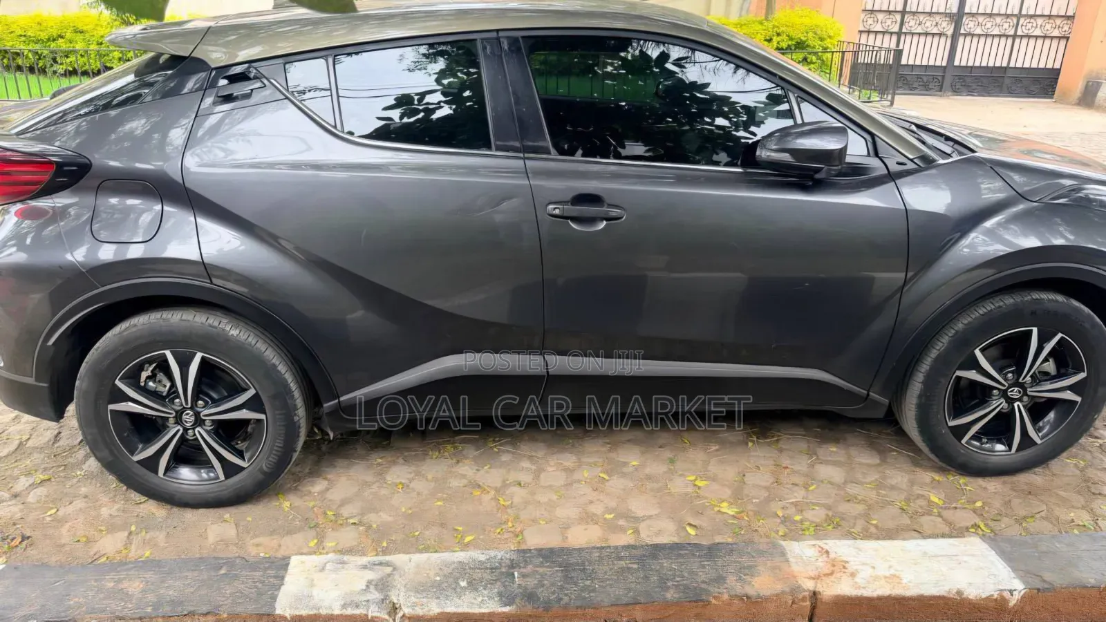 Toyota C-HR 2021 Gray