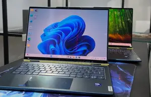 New Laptop Lenovo Yoga 7i 16GB Intel Core Ultra 7 SSD 512GB