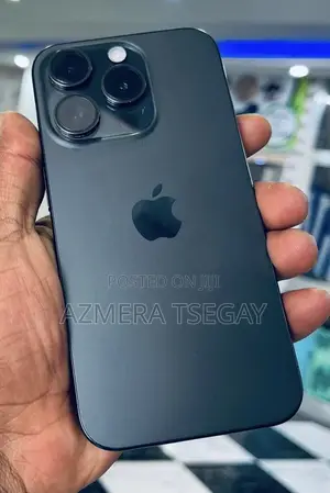 New Apple iPhone 15 Pro 128 GB Black