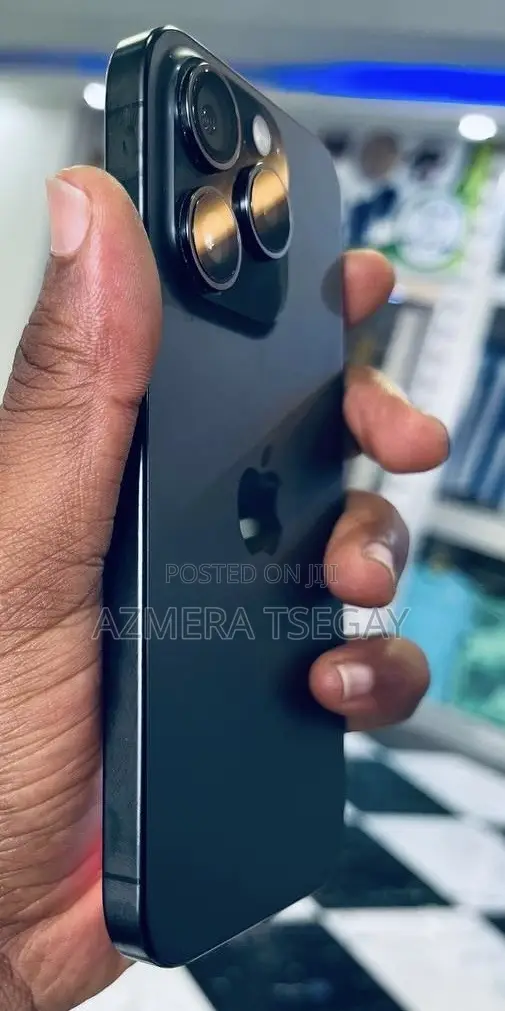 New Apple iPhone 15 Pro 128 GB Black