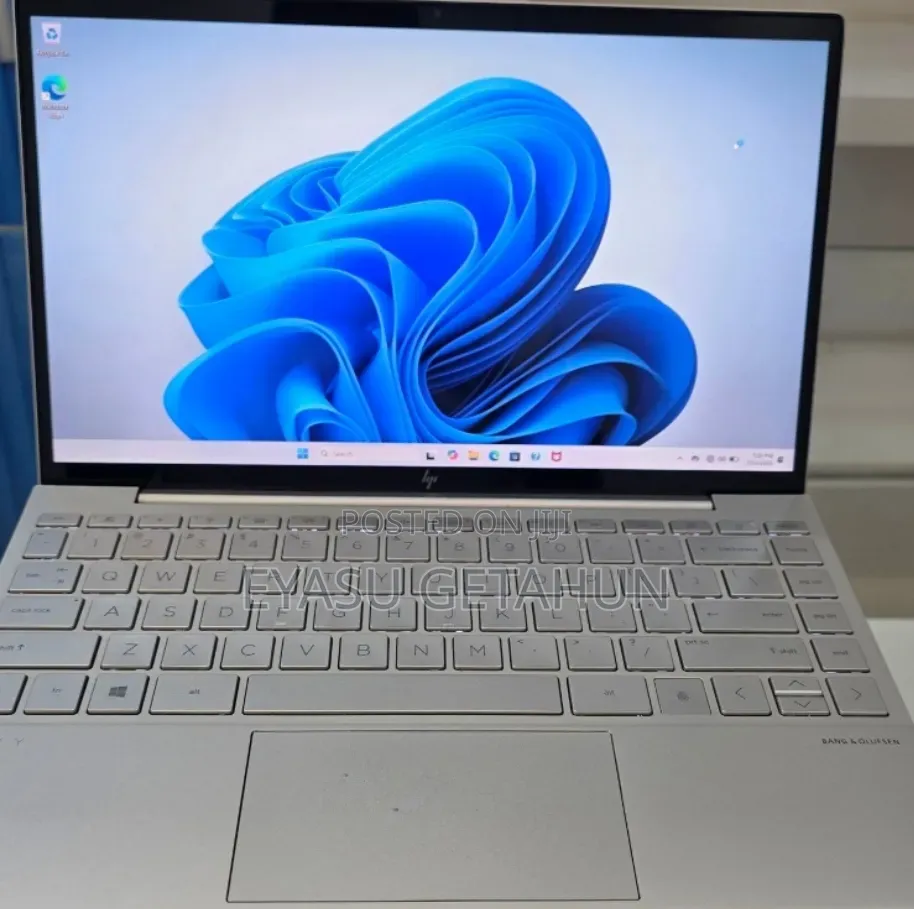 New Laptop HP Envy 13 16GB Intel Core i5 SSD 512GB