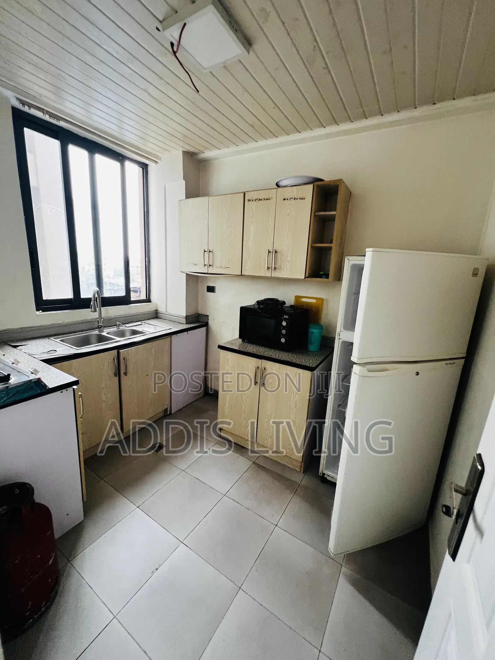 Furnished 2bdrm Apartment in Bole for rent