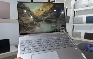 New Laptop Lenovo Yoga 7i 16GB AMD Ryzen 7 SSD 512GB