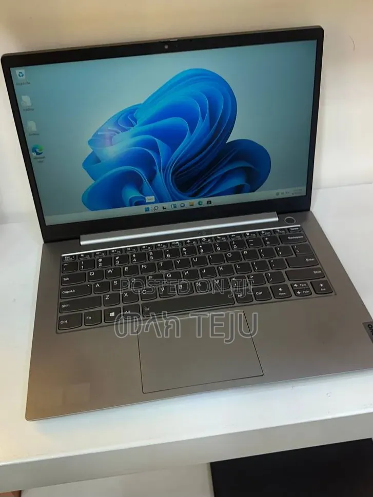 New Laptop Lenovo ThinkPad Edge 14 16GB AMD Ryzen 5 SSD 512GB