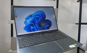 New Laptop Dell Inspiron 15 16GB Intel Core i7 SSD 512GB