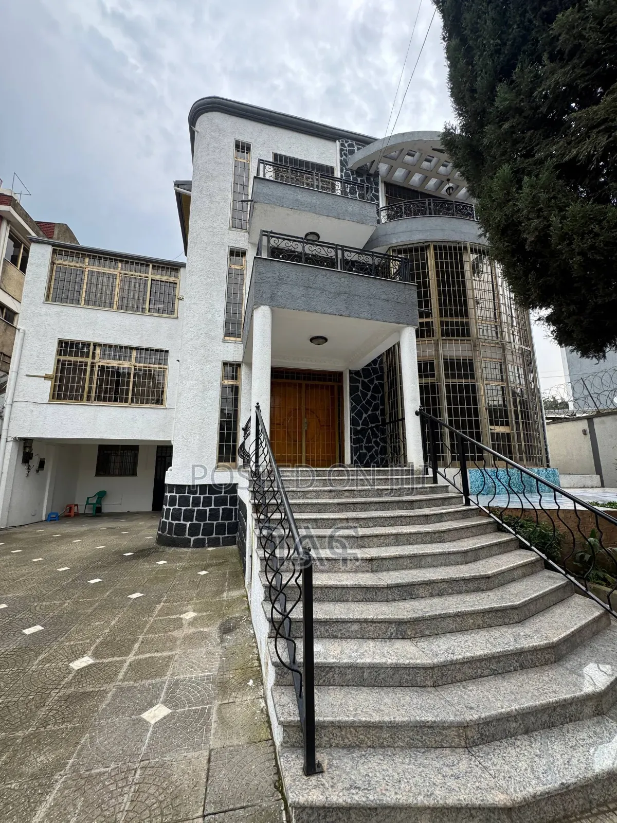 6bdrm Villa in Villa | For, Bole for rent