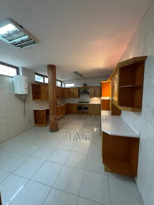 6bdrm Villa in Villa | For, Bole for rent