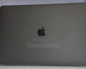 New Laptop Apple MacBook 16GB Intel Core i7 SSD 512GB