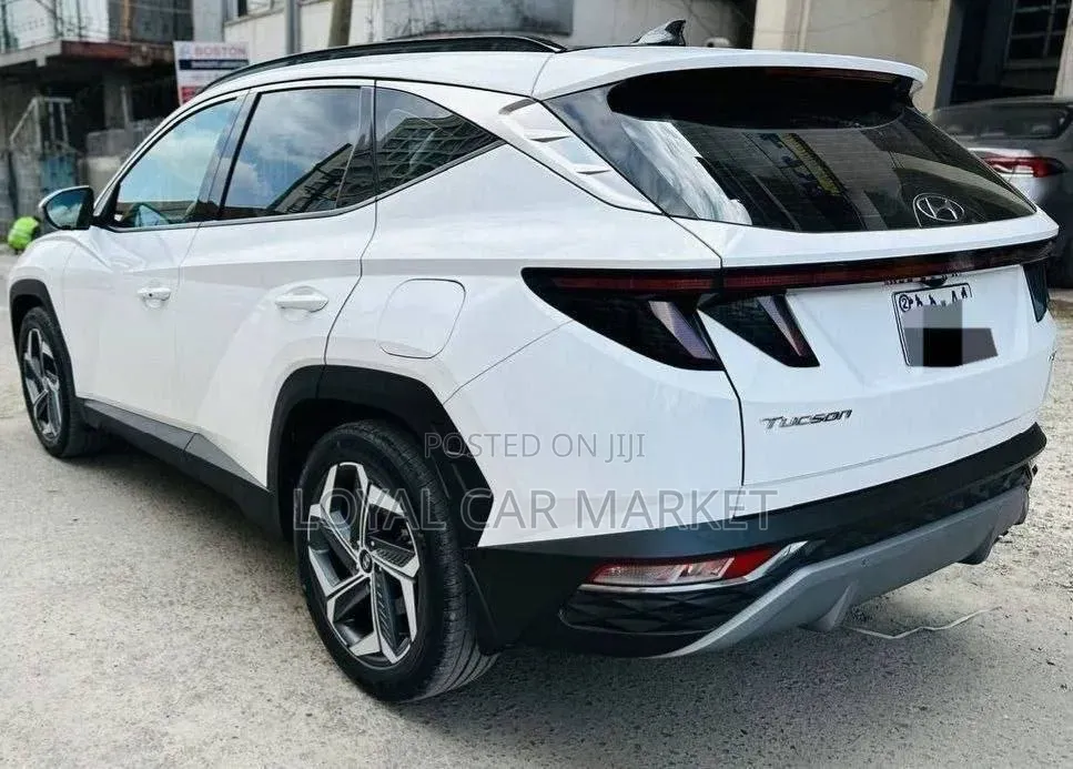 Hyundai Tucson 2021 White