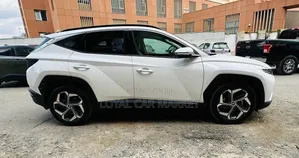 Hyundai Tucson 2021 White
