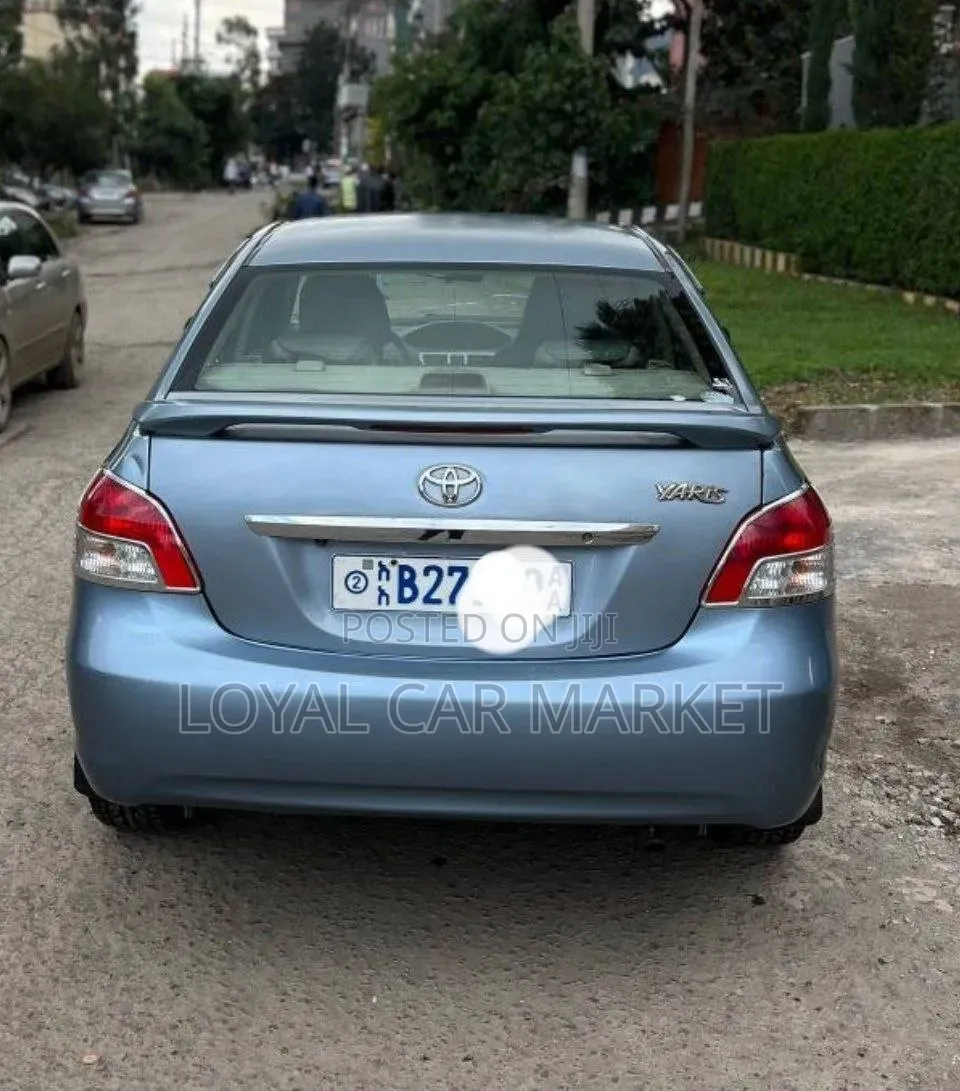 Toyota Yaris 2009 Blue