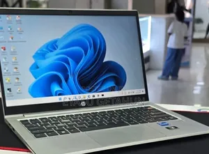 New Laptop HP EliteBook 830 G9 16GB Intel Core i5 SSD 512GB