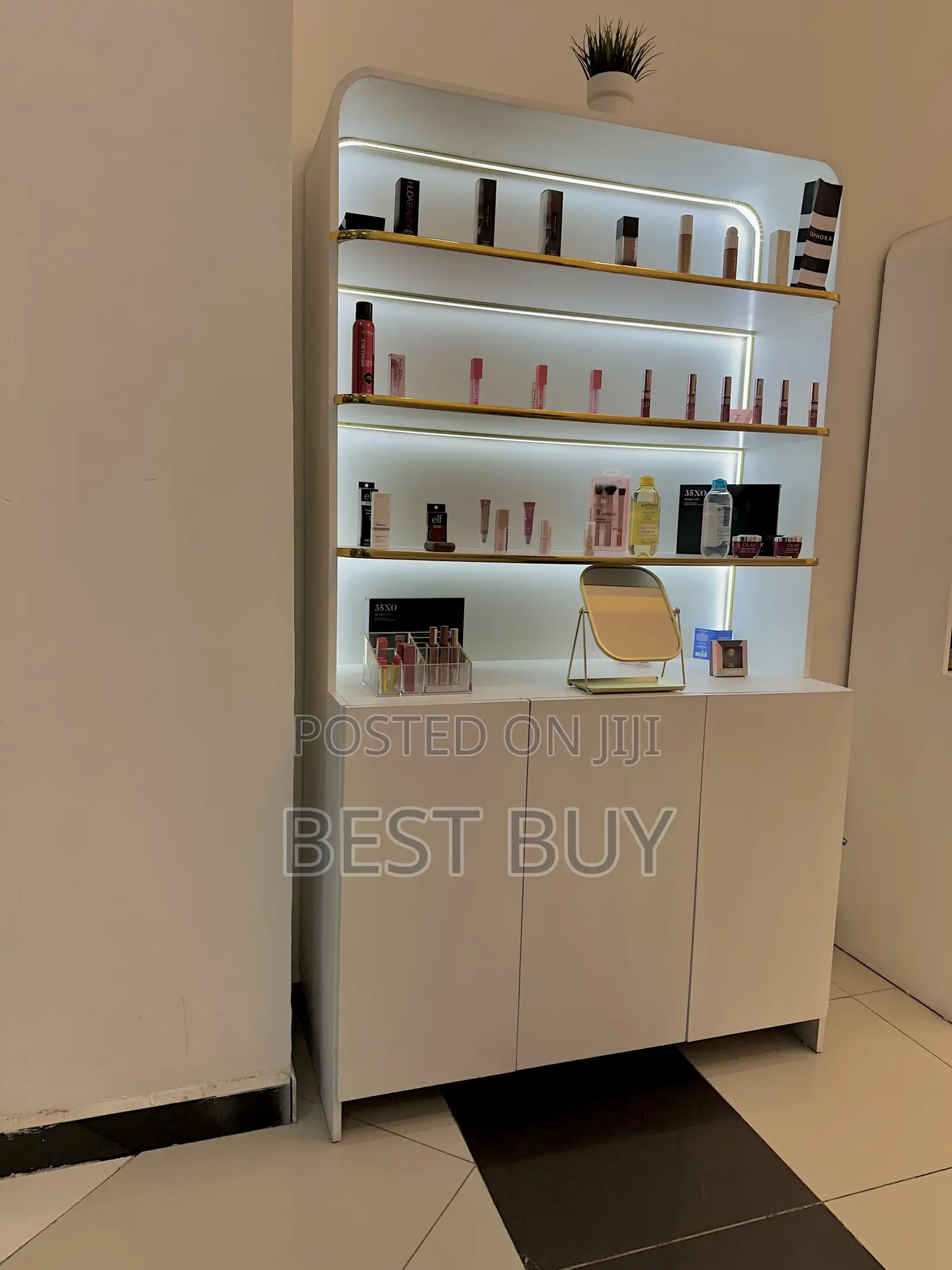 Display Shelfs for Shop