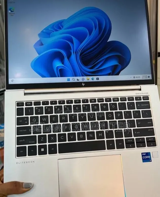 New Laptop HP EliteBook 840 G9 16GB Intel Core i7 SSHD (Hybrid) 512GB