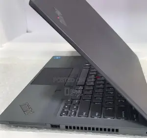 New Laptop Lenovo ThinkPad T14 16GB Intel Core i5 SSD 512GB