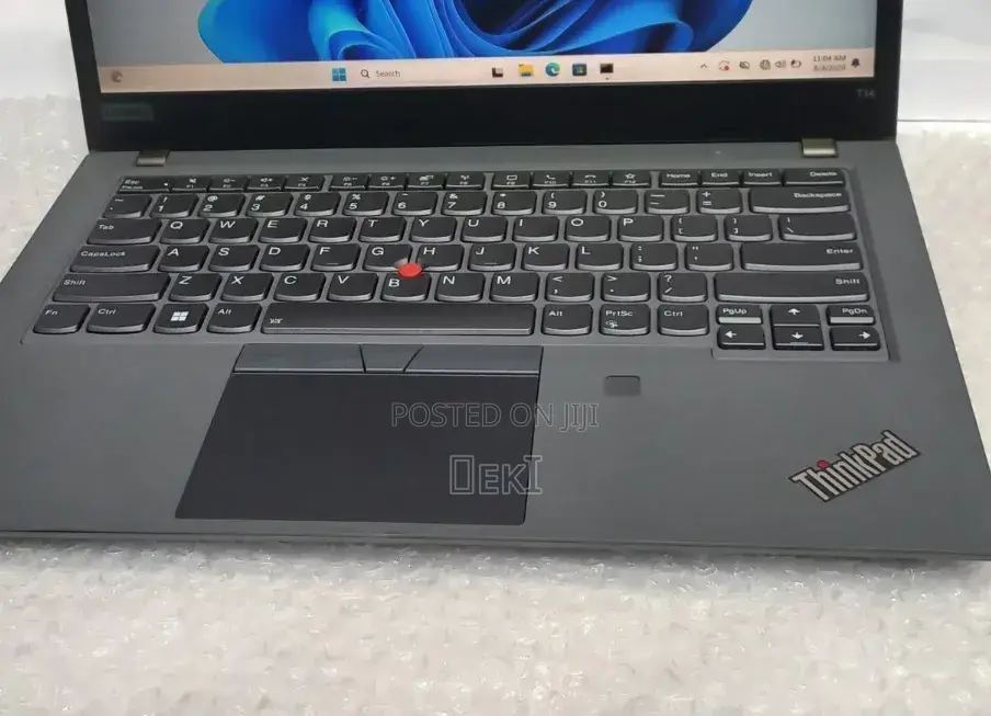 New Laptop Lenovo ThinkPad T14 16GB Intel Core i5 SSD 512GB