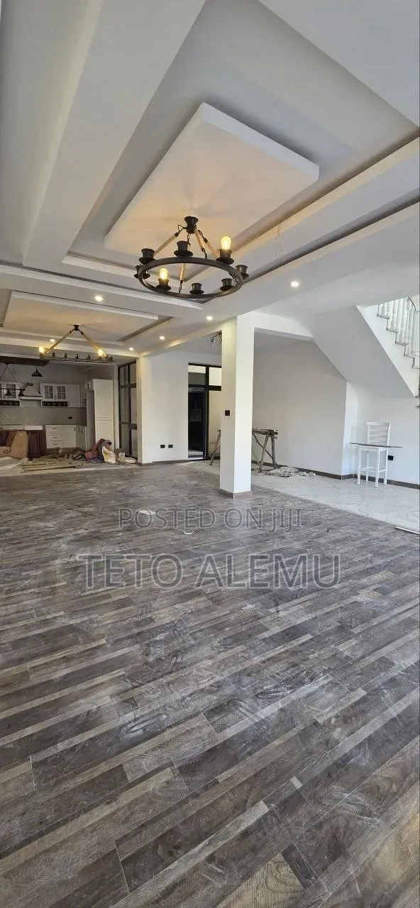 5bdrm House in Bole for sale