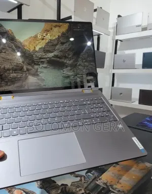 New Laptop Lenovo Yoga 7i 16GB AMD Ryzen 7 SSD 512GB