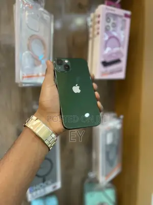 Apple iPhone 13 128 GB Green