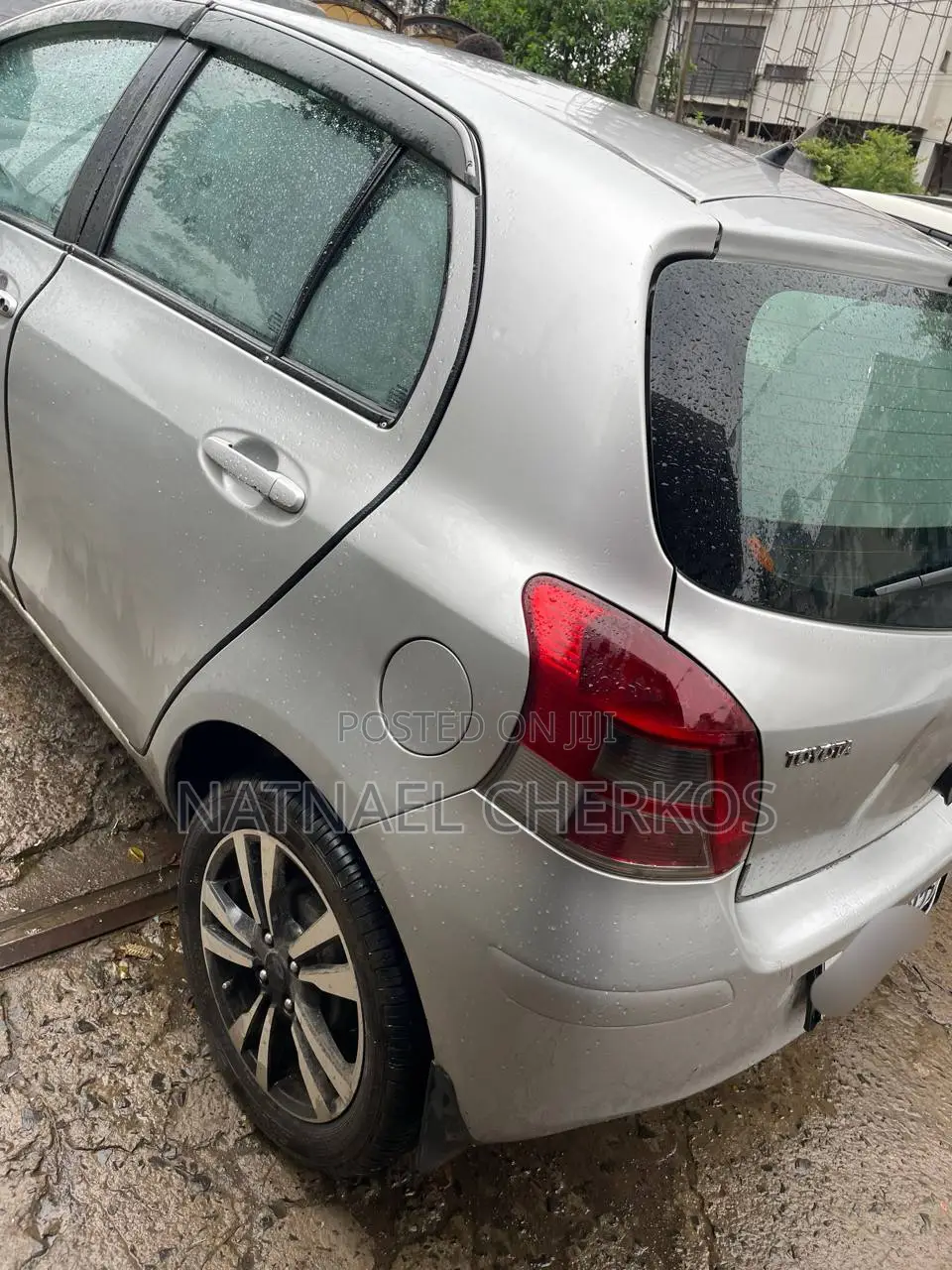 Toyota Yaris 2010 Silver