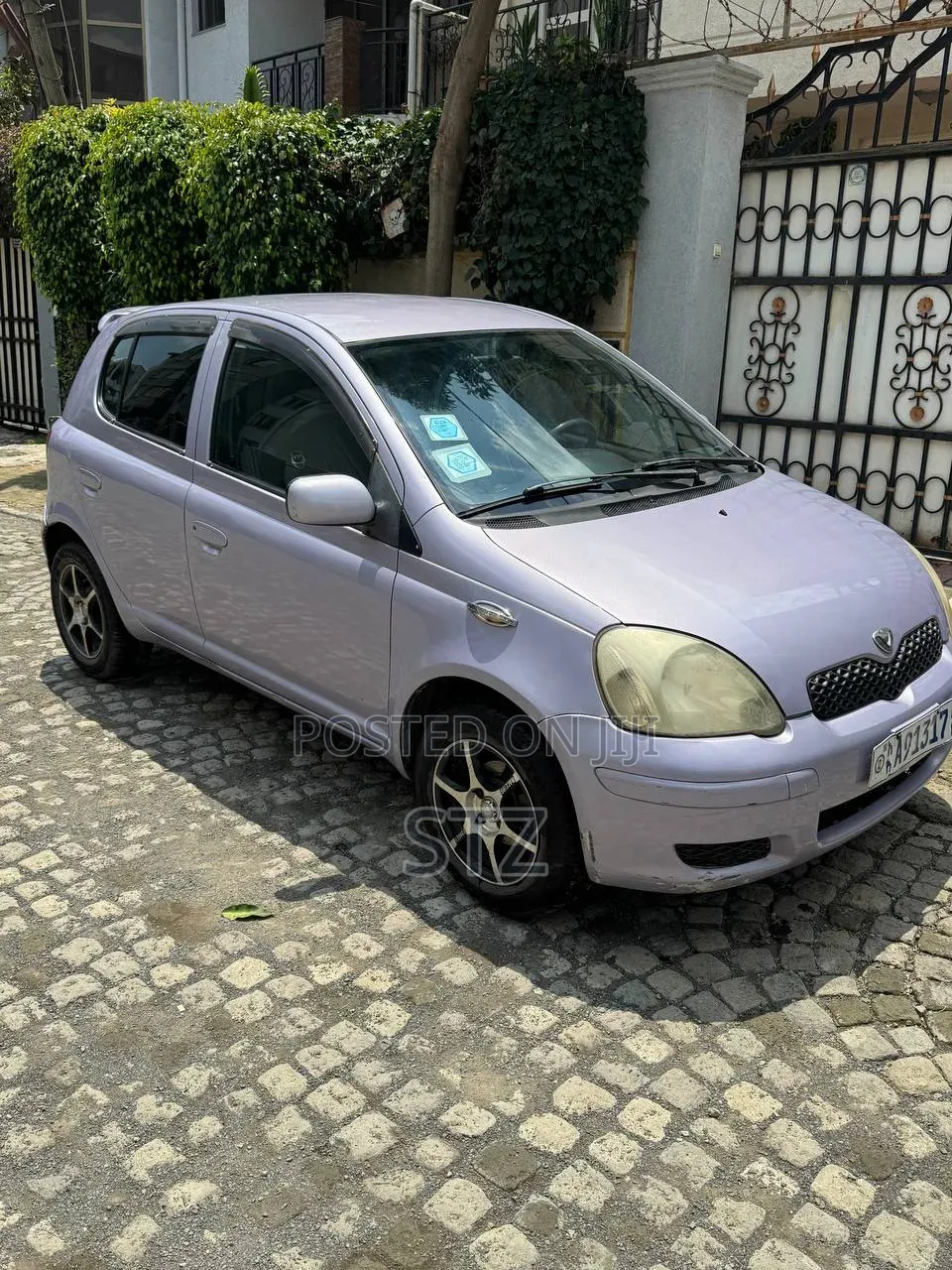 Toyota Vitz 2003 Purple