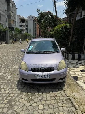 Toyota Vitz 2003 Purple
