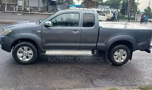 Toyota Hilux 2020 Gray