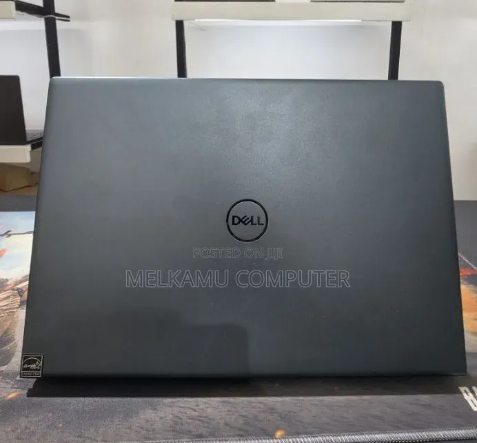 New Laptop Dell Inspiron 15 16GB Intel Core i7 SSD 512GB