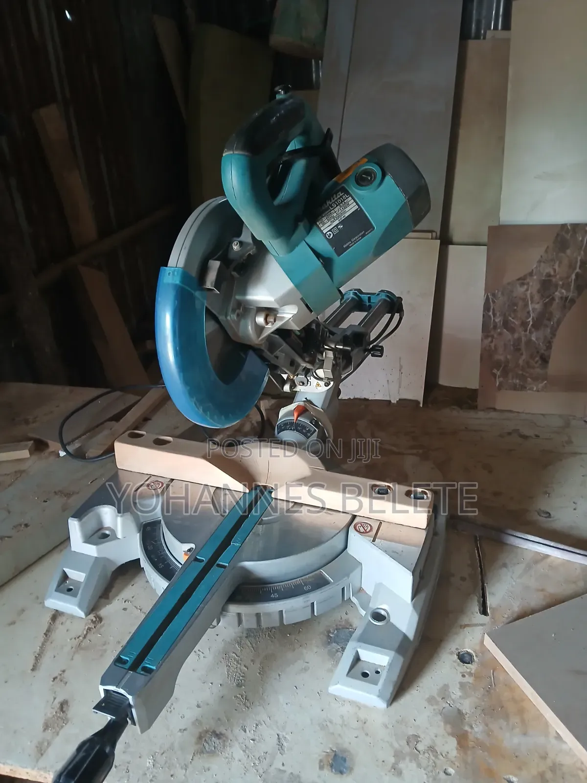 Makita Miter Saw